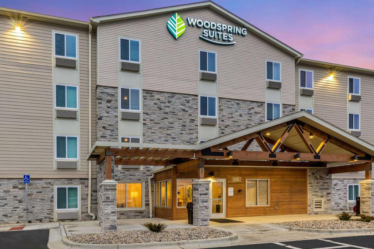 Featured image for "WoodSpring Suites Indianapolis Castleton"